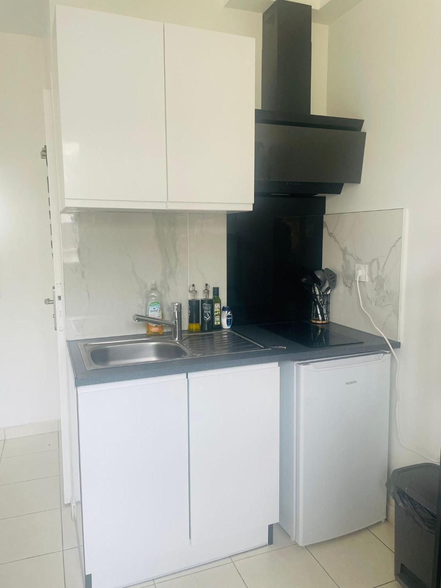 Beau Studio A 30Min De Paris Lägenhet Bobigny Exteriör bild